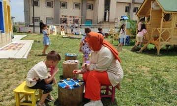 Kahramanmaraş’ta dönüştürülebilir malzemelerden açık hava sınıfı oluşturuldu
