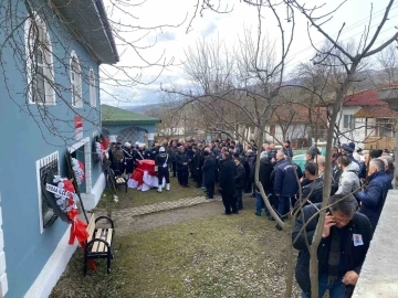 Kalbine yenik düşen komiser yardımcısı son yolculuğuna uğurlandı
