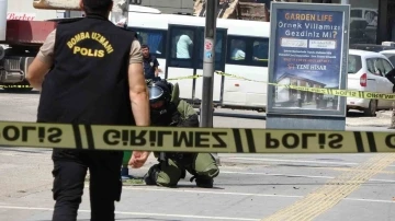 Kaldırımdaki sırt çantası bomba paniği yaşattı
