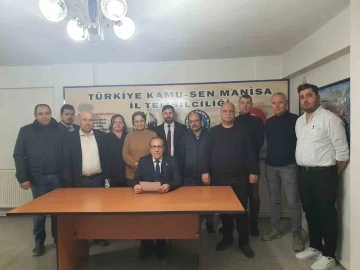 Kamu Sen Manisa, depremzedeler için seferber oldu
