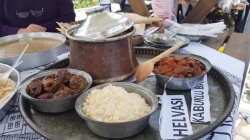 Karabük’e özgü lezzetler tanıtılarak ikram edildi
