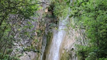 Karabük'teki İncüğez Şelalesi keşfedilmeyi bekliyor