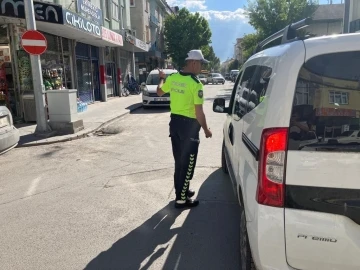 Karapınar’da trafik kurallarına uymayan sürücülere ceza
