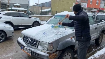 Karlıova Mart’ın son günlerinde beyaza büründü
