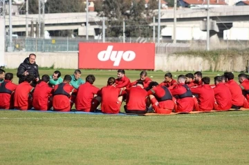 Karşıyaka, 1922 Konyaspor maçının hazırlıklarına başladı
