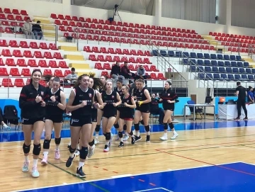 Karşıyaka Voleybol’da düşüş devam ediyor
