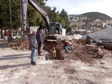 Kaş yat limanı kanalizasyon sorunu çözüldü
