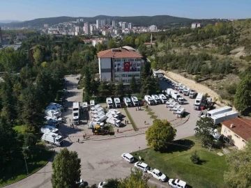 Kastamonu’da çevre temizliğinde kullanılacak 32 araç dualarla dağıtıldı
