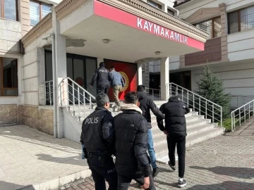 Kastamonu’da evlere danan 3 kişi tutuklandı
