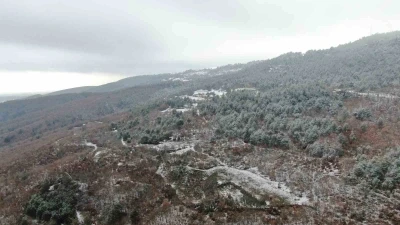 Kastamonu’da sonbahar ve kış aynı karede yer aldı
