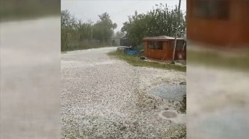 Kastamonu'da sağanak ve dolu etkili oldu