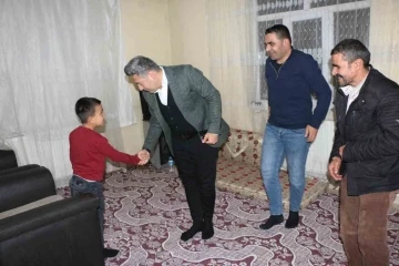 Kaymakam Özçelik, Arıcı ailesinin iftar sofrasına konuk oldu
