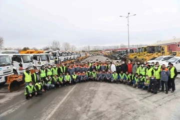 Kayseri Büyükşehir, karla mücadele için teyakkuzda
