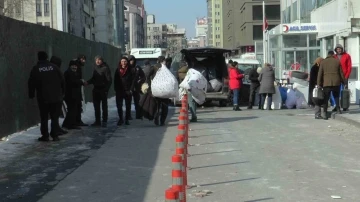 Kayseri’deki ağır hasarlı binada yıkım öncesi tahliyeler başladı
