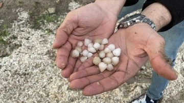 Kayseri ile Yozgat'ta sağanak ve dolu etkili oldu