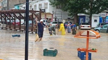 Kayseri'de sağanak ve dolu etkili oldu