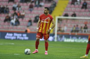 Kayserispor’da Emrah Başsan ayrıldı
