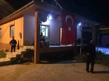 Kazada şehit olan polis memurunun acı haberi baba ocağına ulaştı
