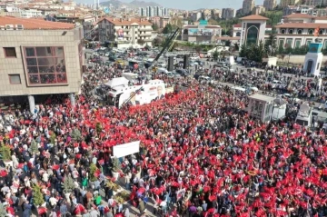 Keçiören’de seçimi kazanan Mesut Özarslan görevine başladı
