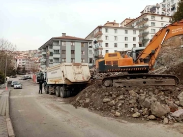 Keçiören’de yeni yollar açılıyor
