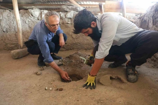 Keşfedilen bin yıllık sanayi sitesinin 150 yıl öncesine kadar kullanıldığı ortaya çıktı