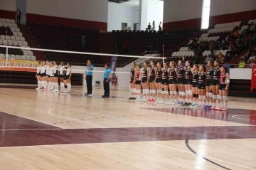 KFC Kadınlar Voleybol 1. Ligi: Bordospor: 1 - Ereğli Belediyespor: 3
