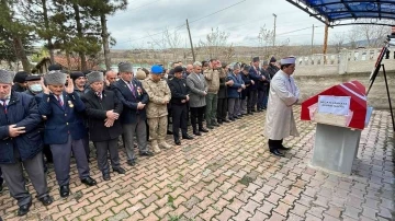 72 yaşında vefat eden Kıbrıs gazisi son yolculuğuna uğurlandı