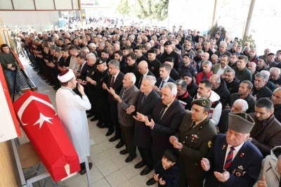 Kıbrıs gazisi törenle son yolculuğuna uğurlandı
