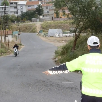 Kırklareli’de trafik denetimi: 71 araç trafikten men edildi
