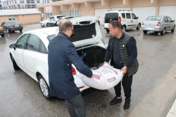 Kırklareli’nde çiftçiye nohut tohumu dağıtıldı
