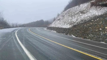 Kırklareli’nin yüksek kesimlerinde kar etkili oluyor
