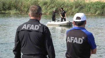 Kızılırmak’a düşen topu almak için suya giren 3 çocuk canından oldu