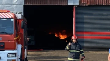 Kocaeli’de fabrika yangını
