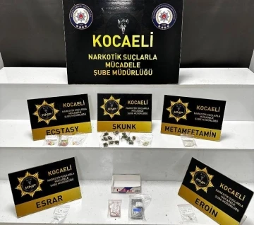 Kocaeli’de uyuşturucu ve sahte alkol operasyonu
