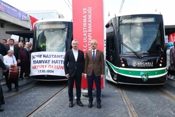 Kocaeli Şehir Hastanesine ulaşımı 15 dakikaya düşürecek tramvay hattı hizmete girdi
