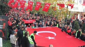 Kocaeli'de "teröre lanet" yürüyüşü düzenlendi