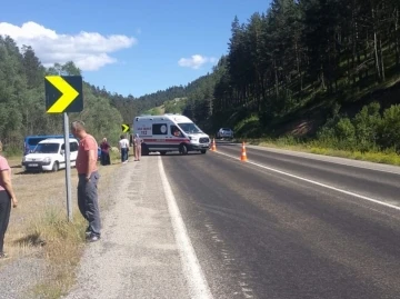 Kontrolden çıkan hafif ticari araç uçurumdan uçtu: 1 yaralı
