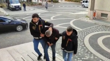 Konya’da kaçak sigara taşıyan kamyon sürücüsü tutuklandı
