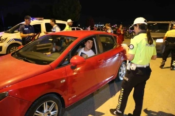 Konya’da şok uygulama: 180 polis ile 800 kişi kontrol edildi
