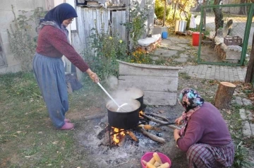 Köy halkının pekmez yapımının hikayesi
