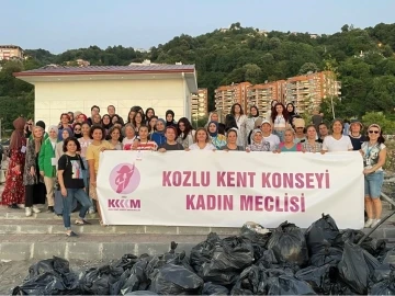 Kozlu sahilinde çevre etkinliği yapıldı
