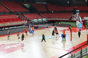 KSK Voleybol, Çanakkale Belediyespor maçının hazırlıklarına devam ediyor