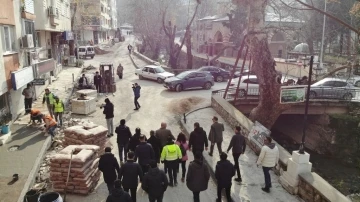 Kumludere Caddesi’nde hummalı çalışma
