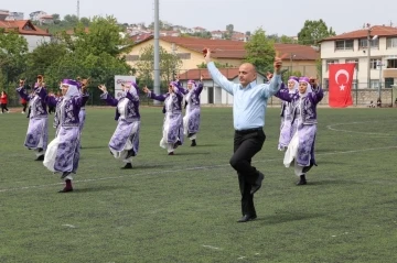 Kursiyeri sakatlanınca yerine öğretmeni girdi: &quot;En son 20 yıl önce oynadım”
