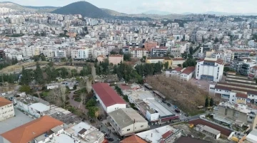 Kuşadası Belediyesi’nden kent meydanı açıklaması
