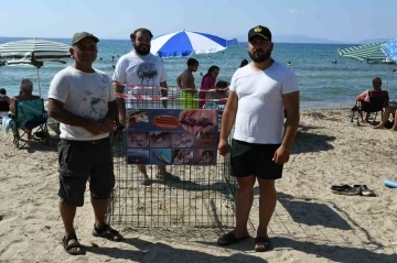 Kuşadası’nda caretta caretta yuvasına çitli koruma
