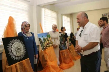 Kütahya’da Keçe Yapımı Kursu sergisi
