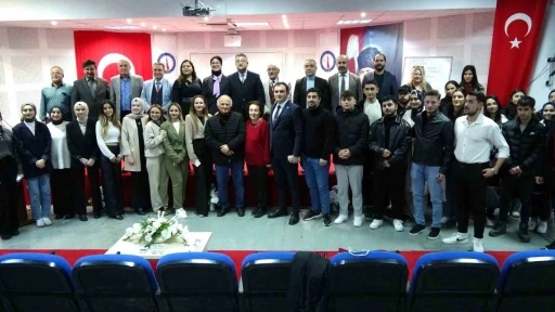 Kütahya Dumlupınar Üniversitesi’nde ’İletişim Zirvesi’
