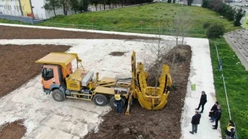 Kütüphane Parkı’nda peyzaj çalışmaları
