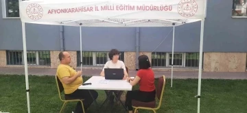 LGS’de rehber öğretmenler ve psikolojik danışmanlar öğrencilerin yanında oluyor
